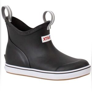 YOUTH Xtra Tuf rain boots